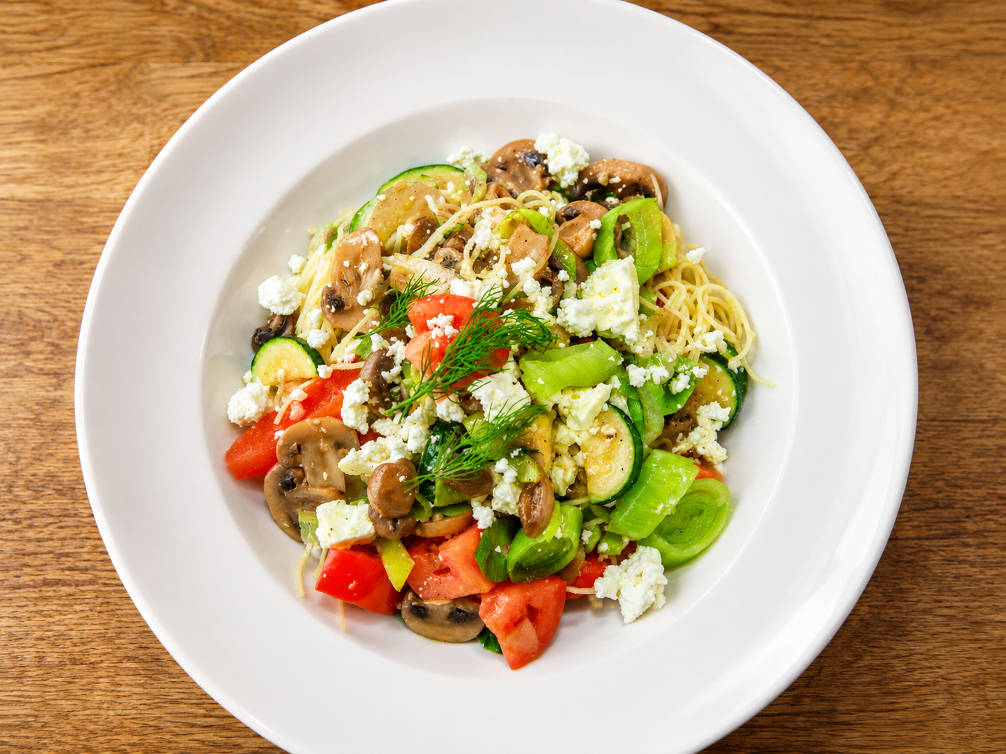 Fresh vegetable pasta dish